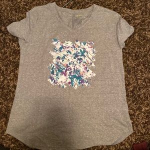 brand new grey tee with floral design